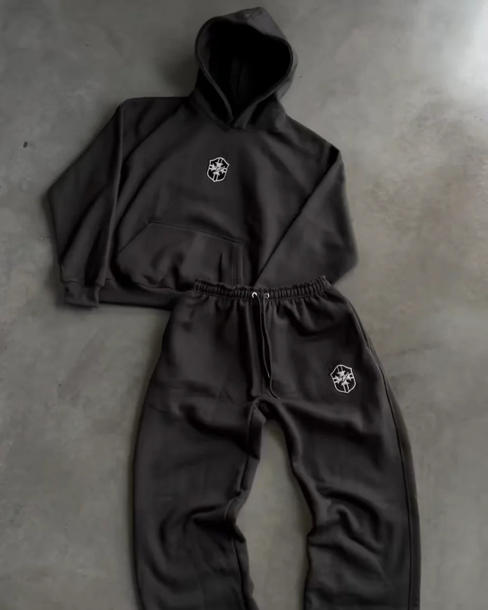 Runaway 7- the Brazil tracksuit, black